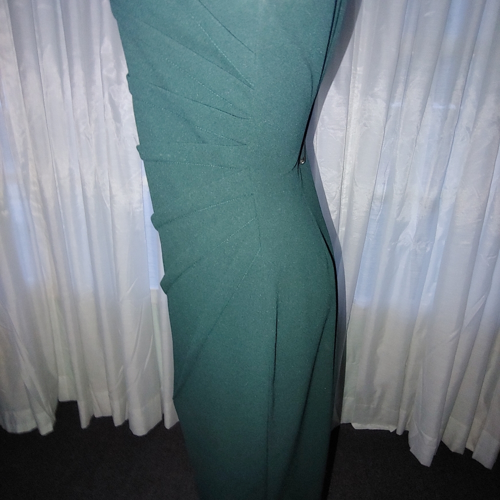 Calvin Klein dress.  Size 6 - Picture 3 of 8